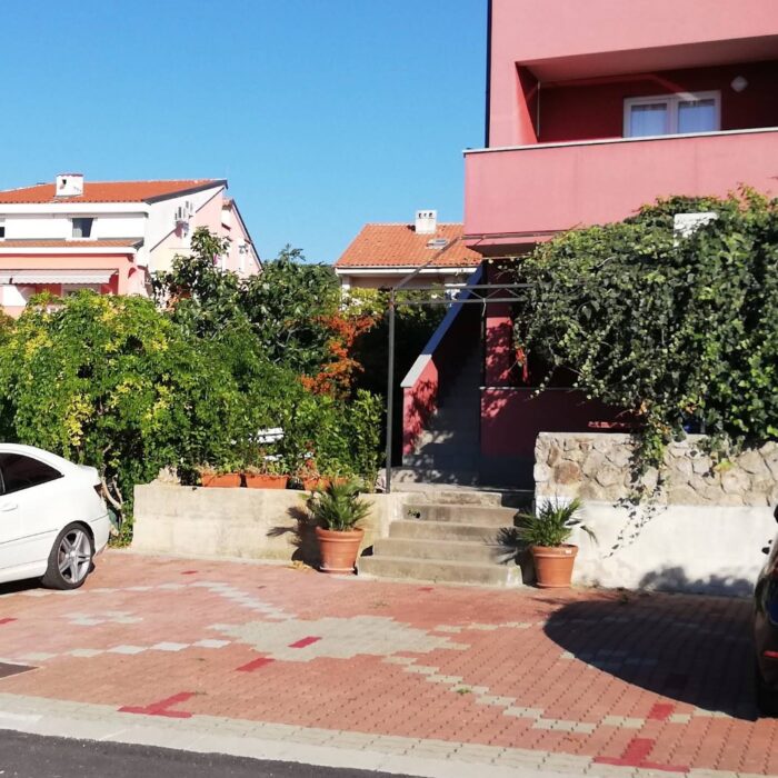 screenshot-2025-11-06-124000